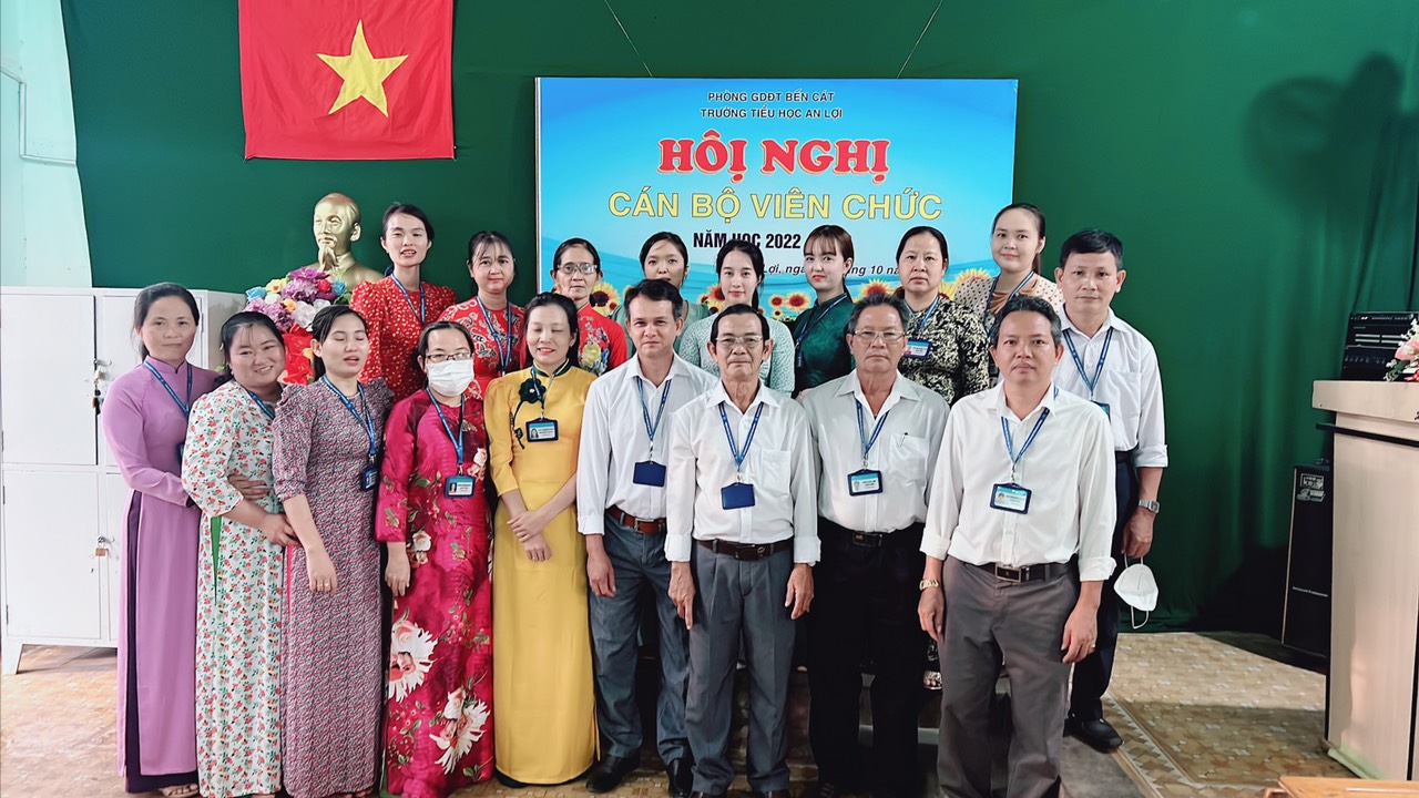 ĐẠI HỘI CBCC ĐẦU NĂM